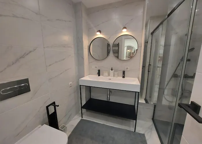 2 Bedroom Beachfront In Estepona, Malaga. * Estepona