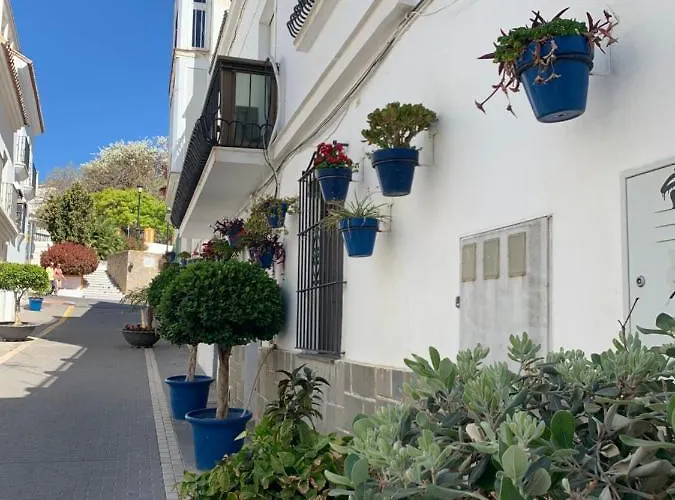 2 Bedroom Beachfront In Estepona, Malaga. Apartmán Estepona