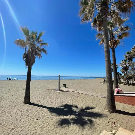 Beachfront With Sea Views In 아파트 에스테포나
