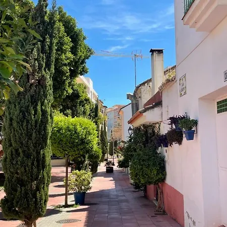 2 Bedroom Beachfront In Estepona, Malaga.