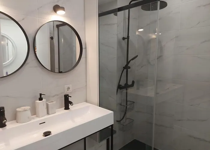 公寓 2 Bedroom Beachfront In Estepona, Malaga.